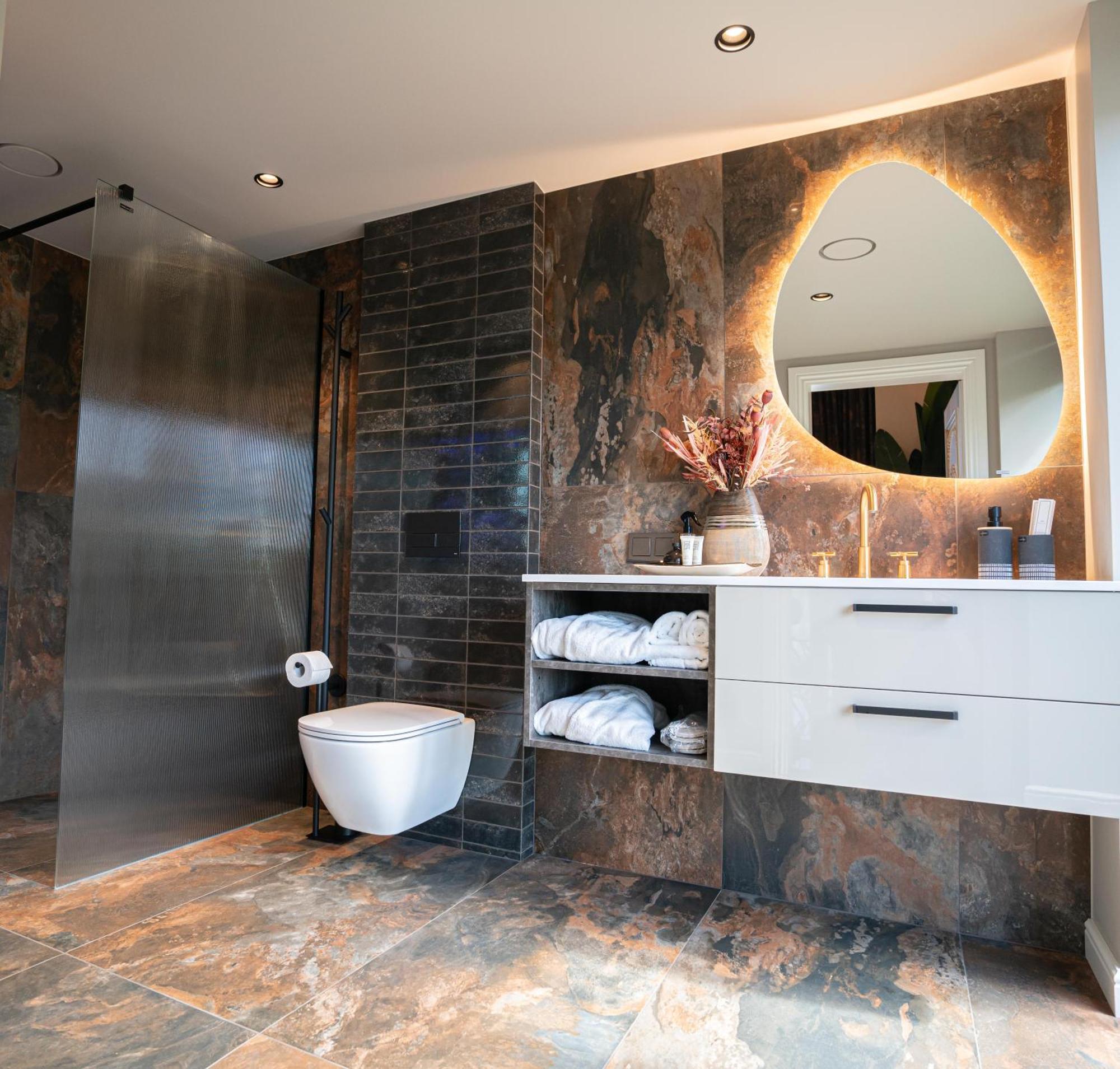Jacuzzi Exotica Apartment Kłajpeda Zewnętrze zdjęcie